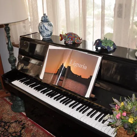 Torre 2* Celle Ligure