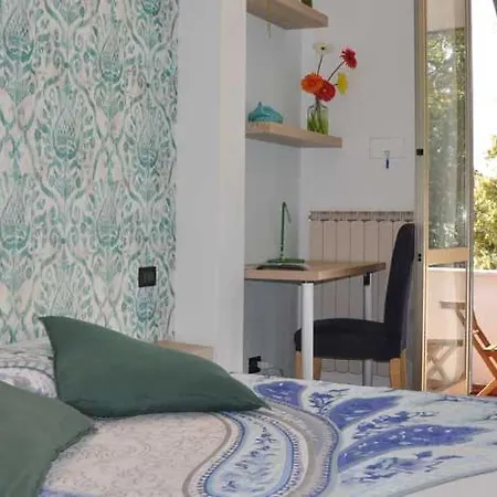 Szálloda Torre Celle Ligure